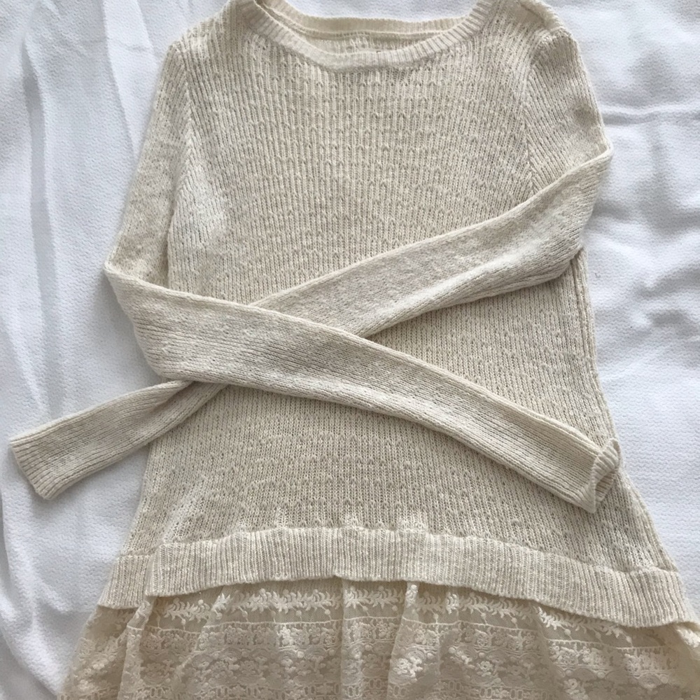 Hollister cream lace detail sweater